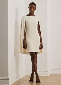 Robe De Cocktail à Cape En Georgette