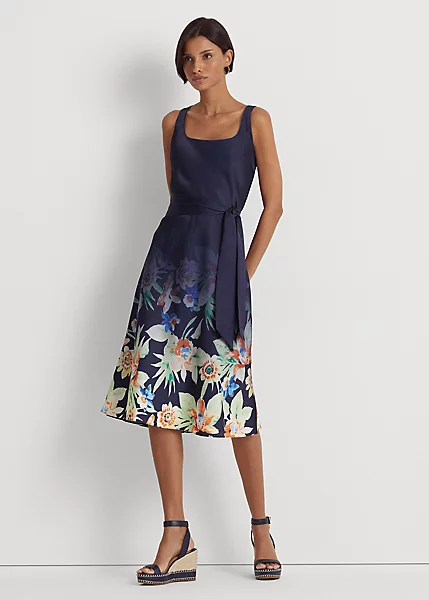 Robe Ceinturée En Charmeuse Fleurie 1 Robe Ceinturée En Charmeuse Fleurie