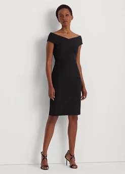 Robe Aux épaules Dégagées En Crêpe