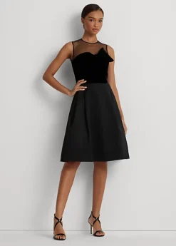 Robe En Velours Et Faille Avec Nœud