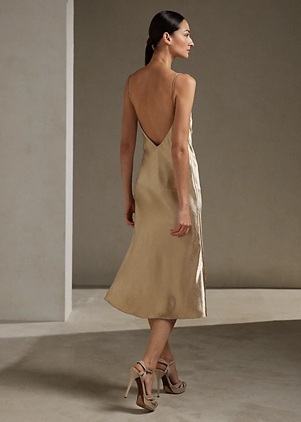 Robe De Cocktail Rebekka Satin Décorée 4 Robe De Cocktail Rebekka Satin Décorée – Image 4