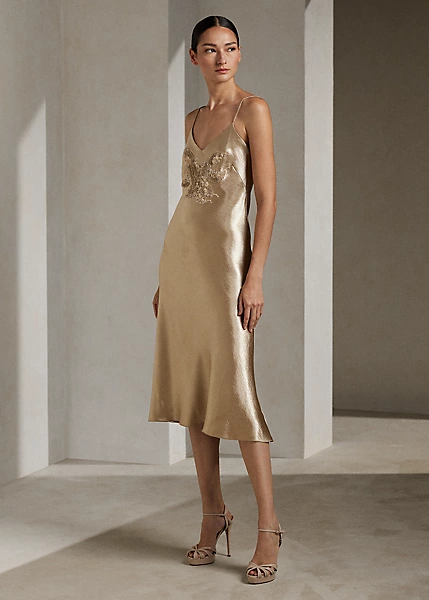 Robe De Cocktail Rebekka Satin Décorée 6 Robe De Cocktail Rebekka Satin Décorée – Image 6